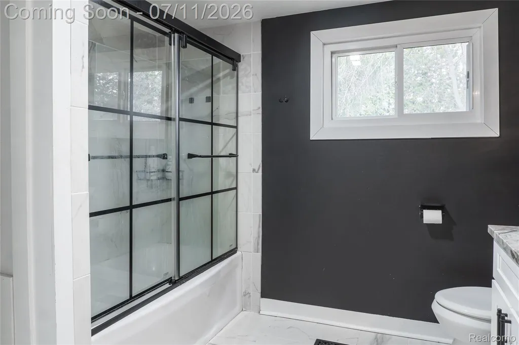 203 Chaney Street Van Buren Charter Township MI 48111