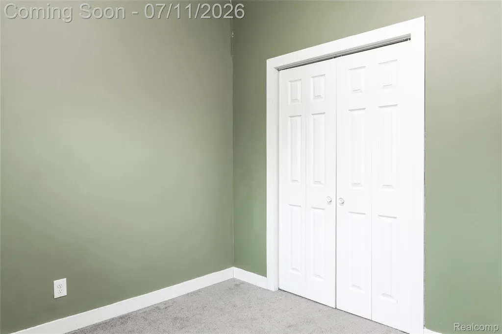 203 Chaney Street Van Buren Charter Township MI 48111