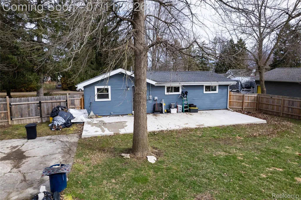 203 Chaney Street Van Buren Charter Township MI 48111