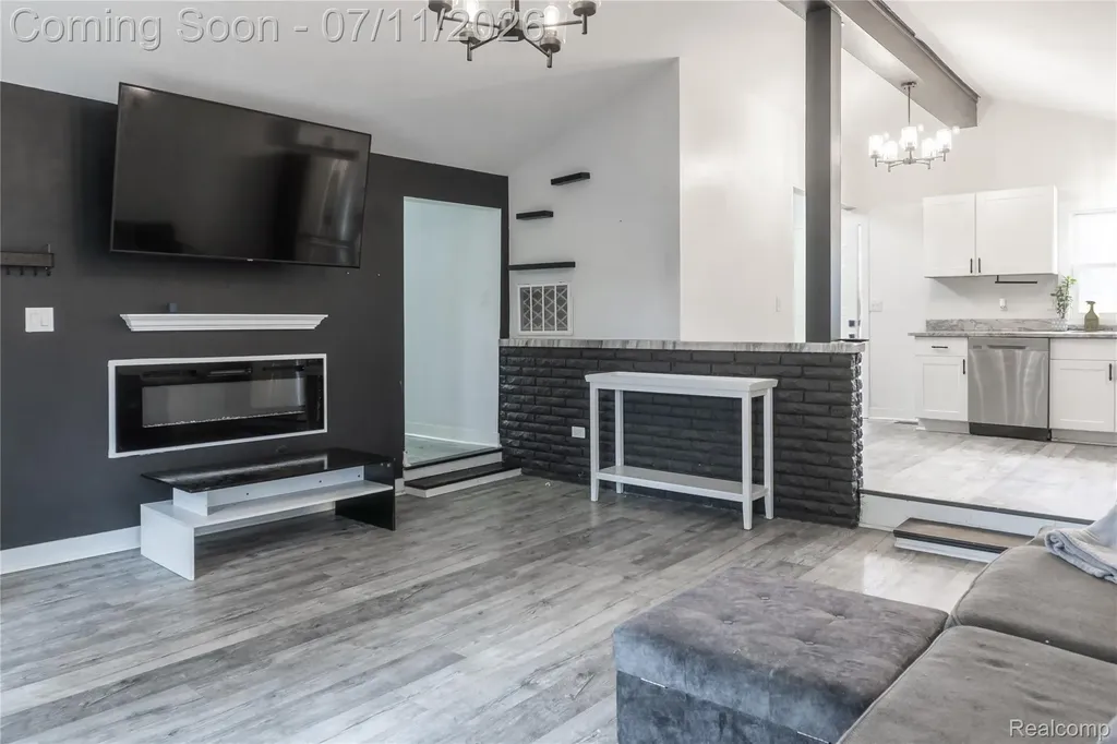 203 Chaney Street Van Buren Charter Township MI 48111