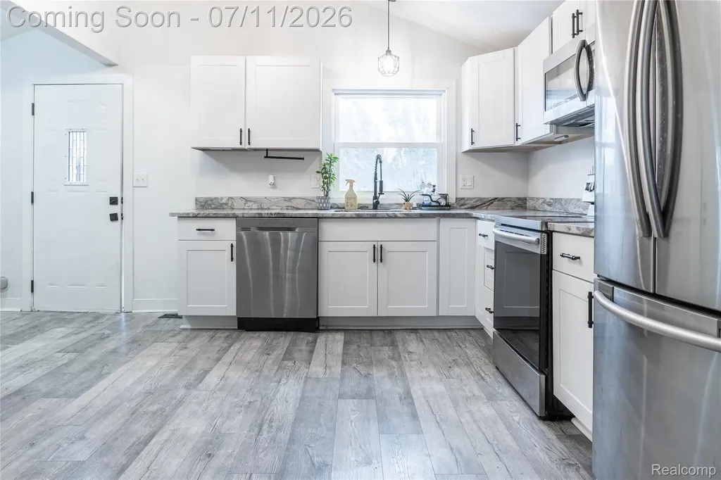 203 Chaney Street Van Buren Charter Township MI 48111