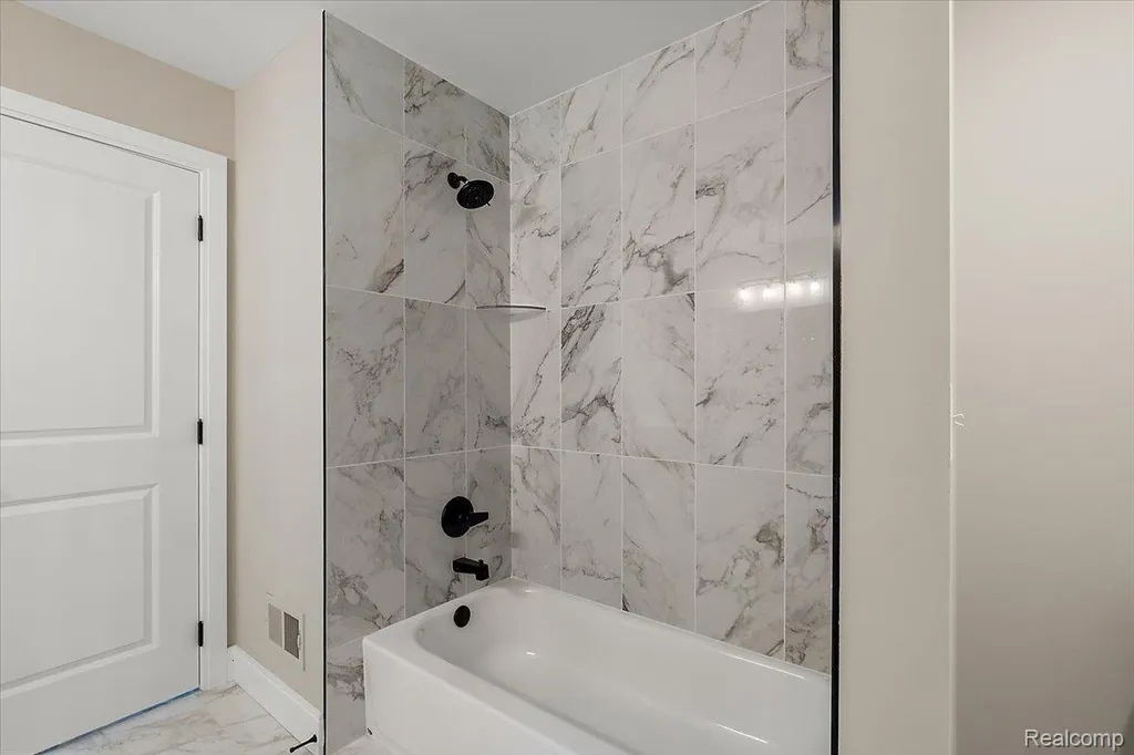 50419 Arcadia Drive Macomb Township MI 48042