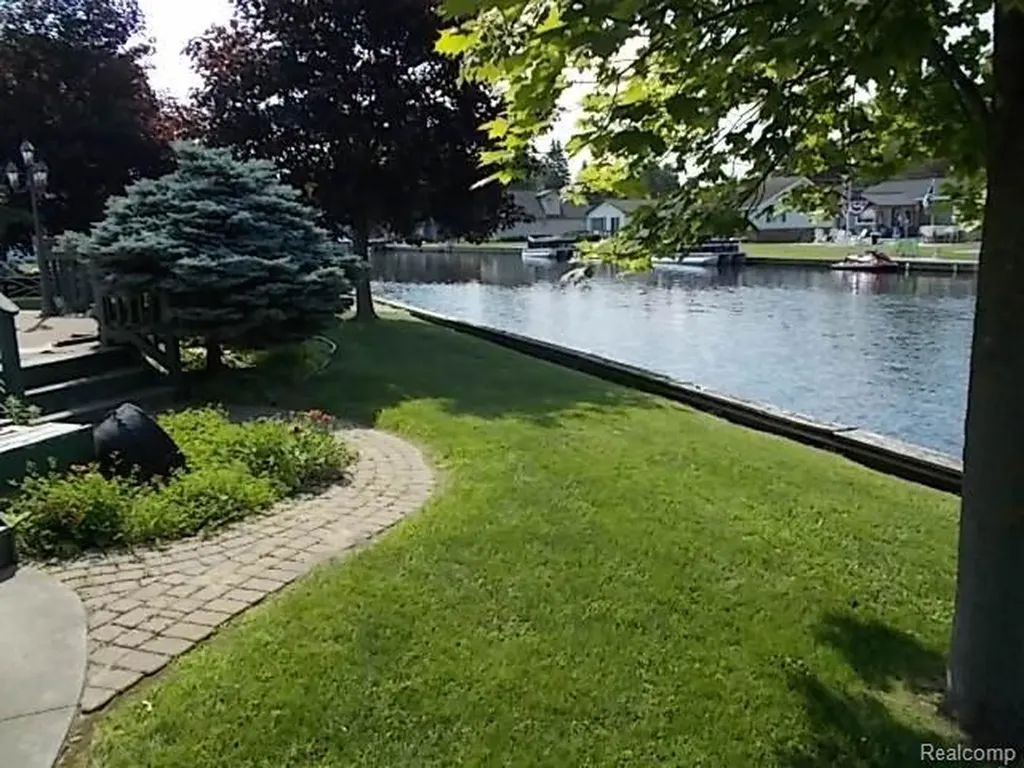 119 Pocahontas Trail Denton Township MI 48651