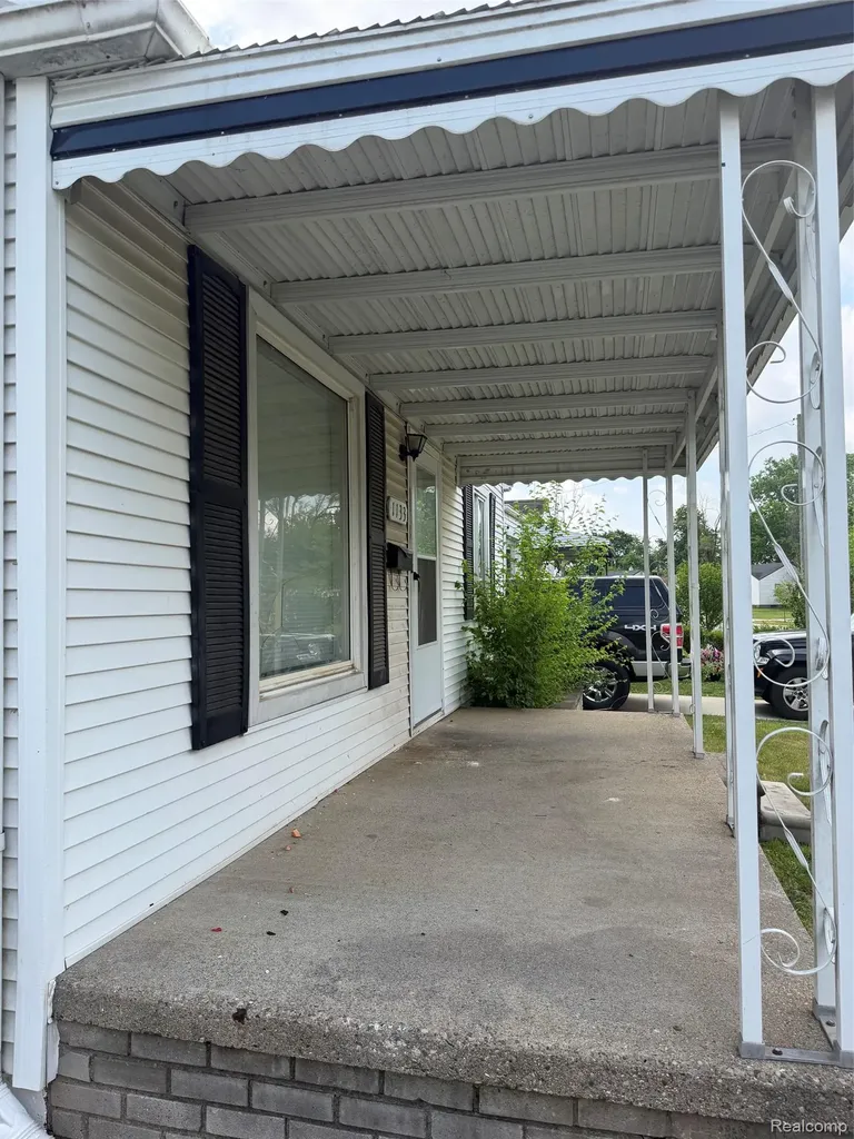 1133 Northwood Drive Inkster City MI 48141