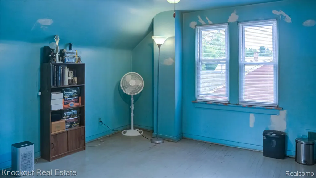 1515 Casimir Street Saginaw City MI 48601