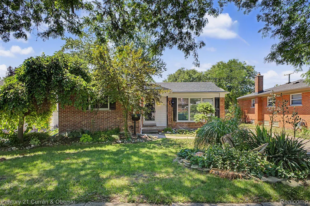 26733 Rouge River Drive Dearborn Heights City MI 48127