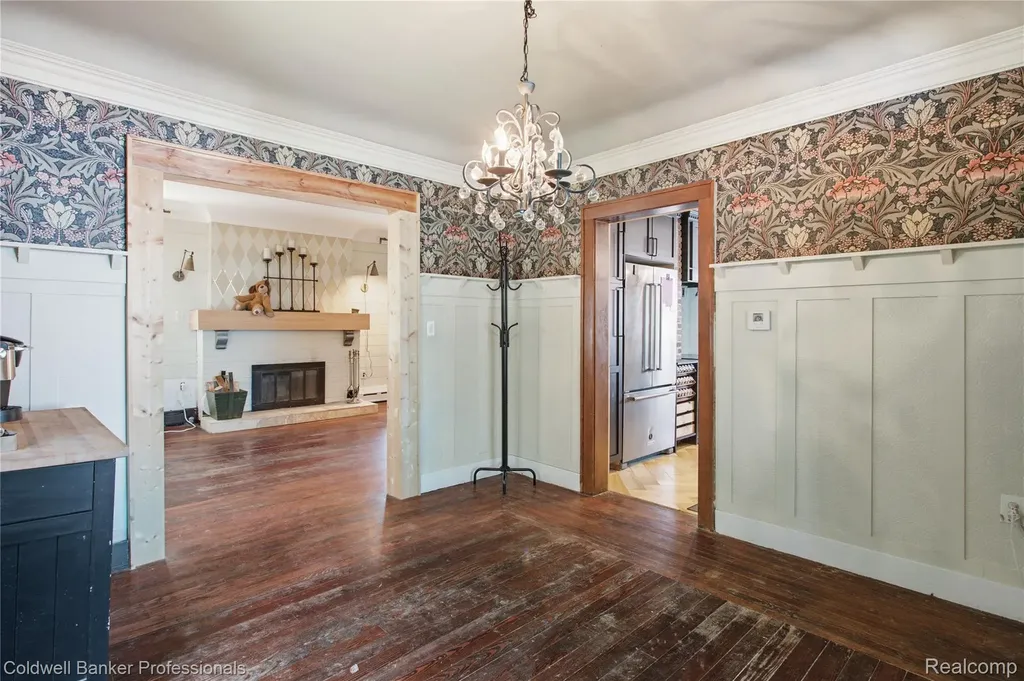 30948 Marquette Street Garden City City MI 48135