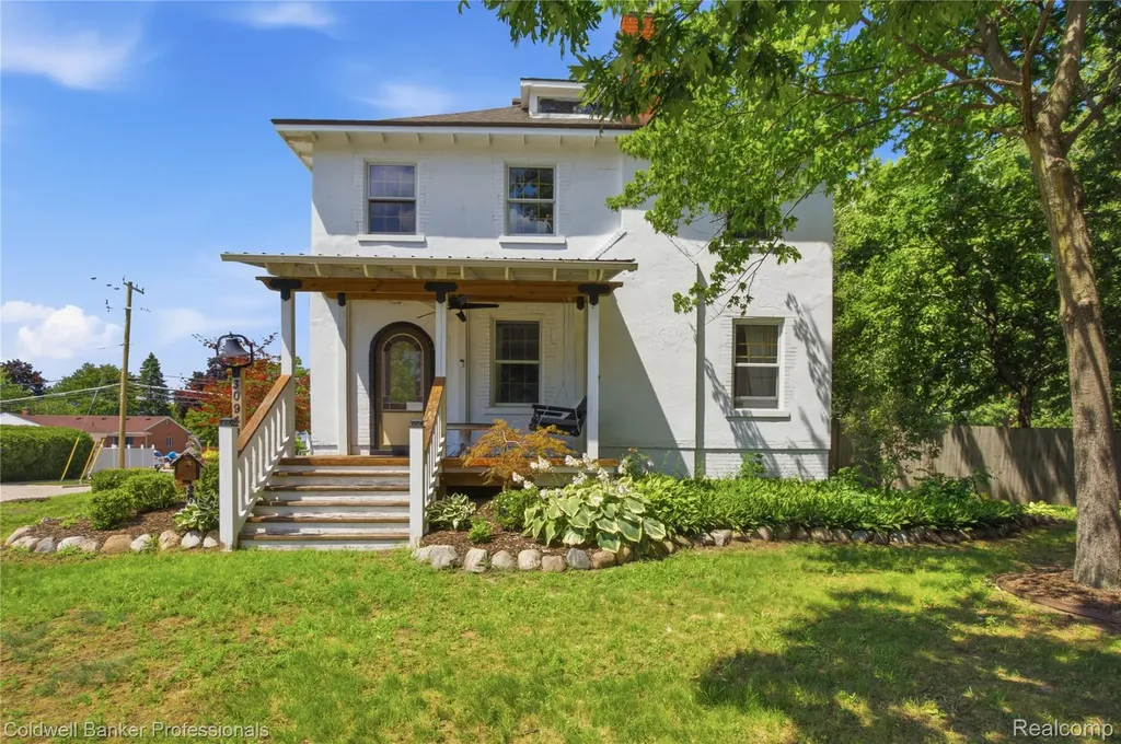 30948 Marquette Street Garden City City MI 48135