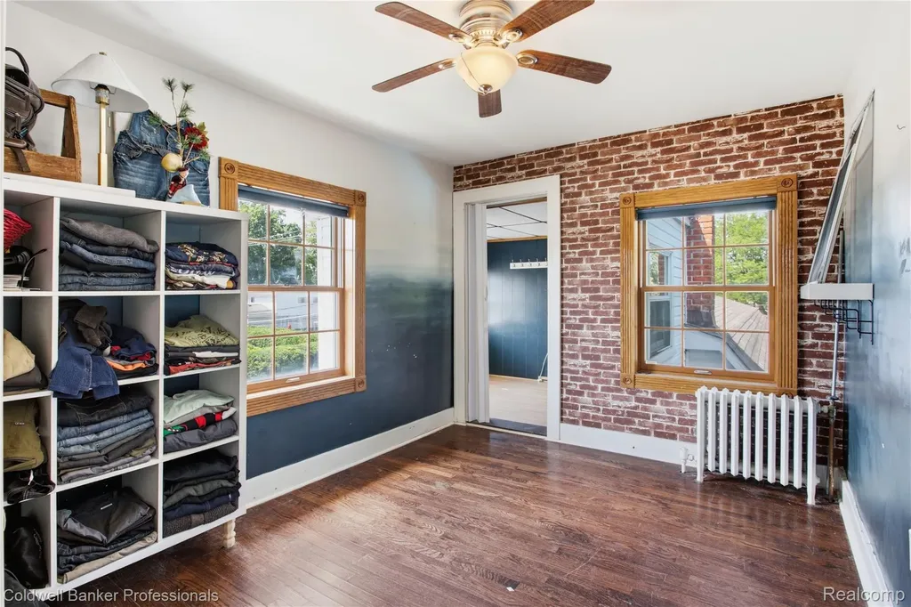 30948 Marquette Street Garden City City MI 48135
