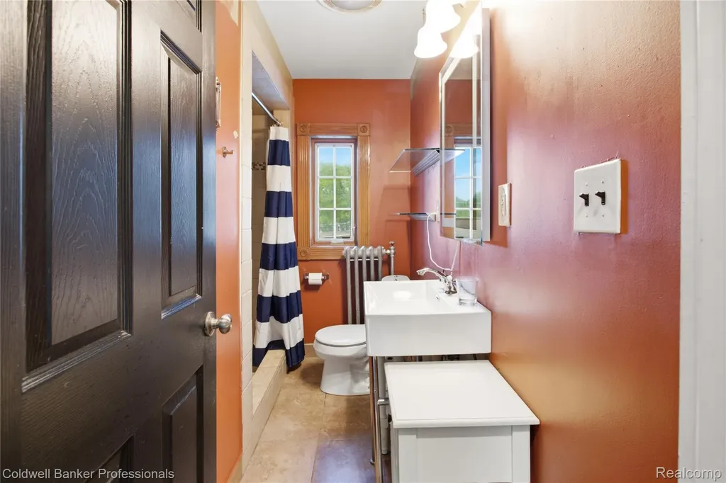 30948 Marquette Street Garden City City MI 48135
