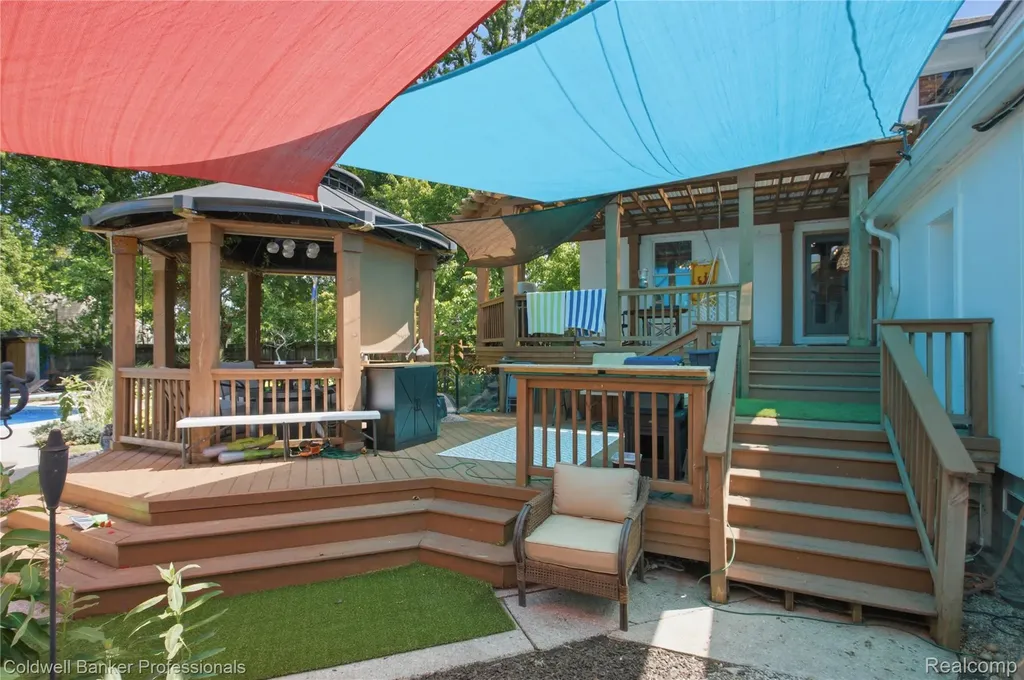 30948 Marquette Street Garden City City MI 48135