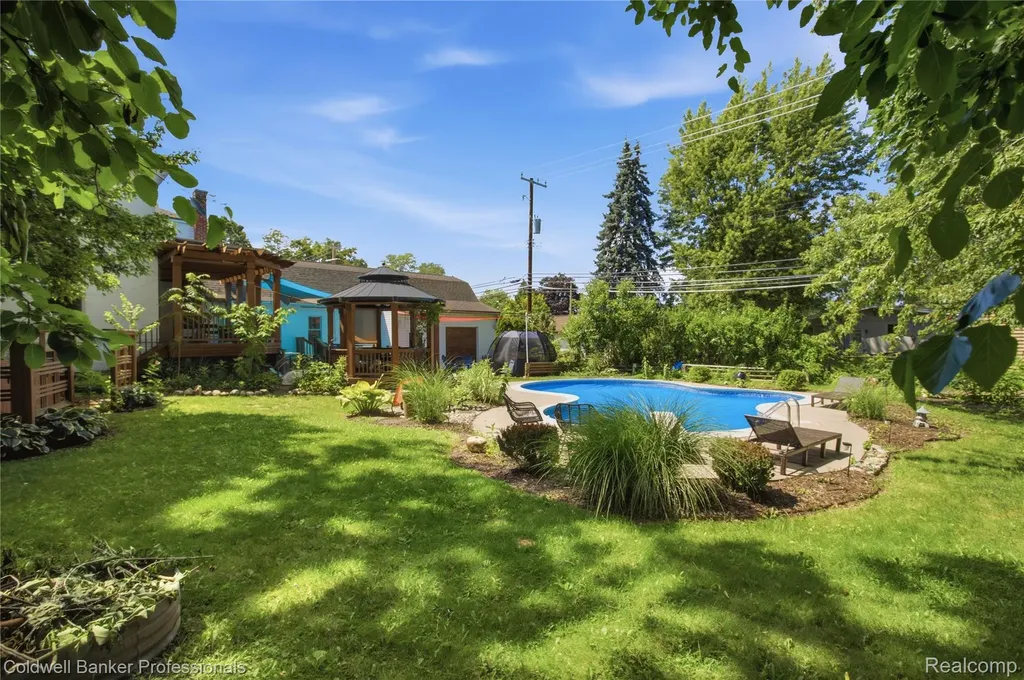 30948 Marquette Street Garden City City MI 48135