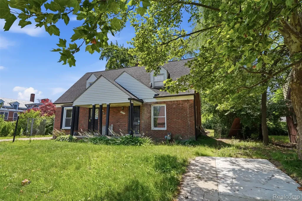 7335 Curtis Street Detroit City MI 48221