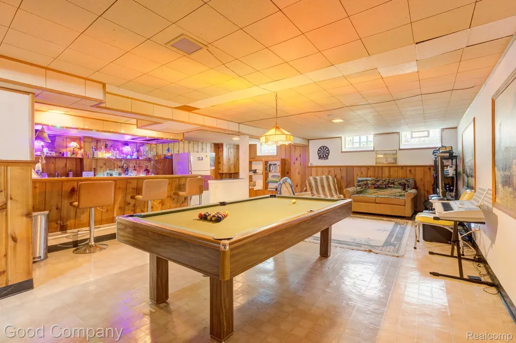 24310 Manistee Street Oak Park City MI 48237
