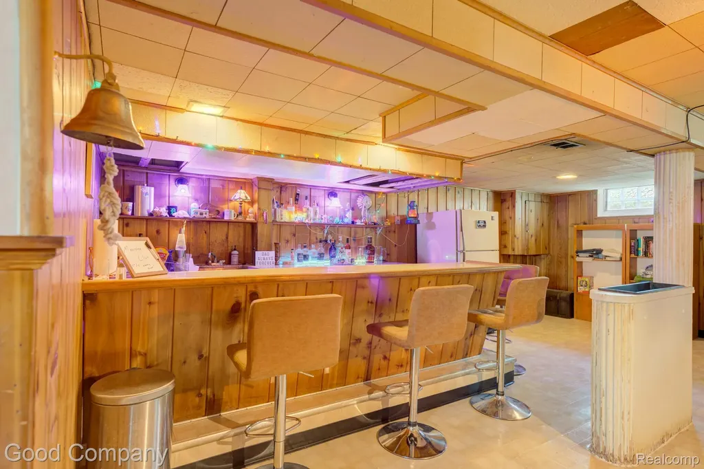 24310 Manistee Street Oak Park City MI 48237