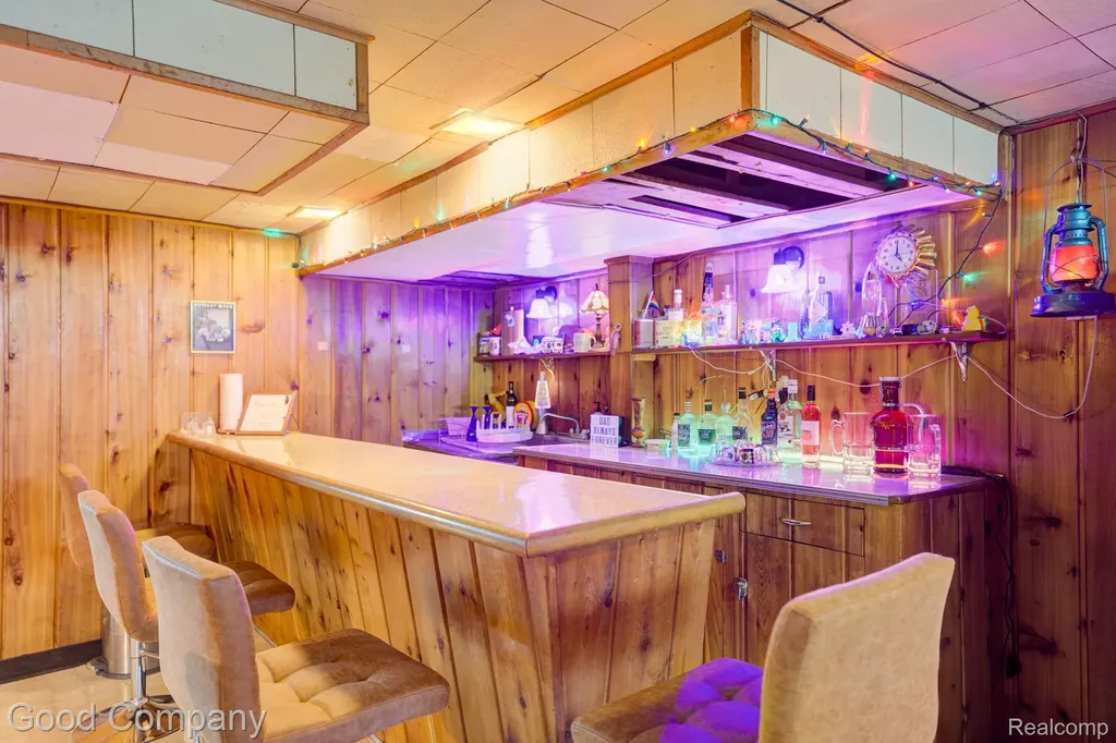 24310 Manistee Street Oak Park City MI 48237