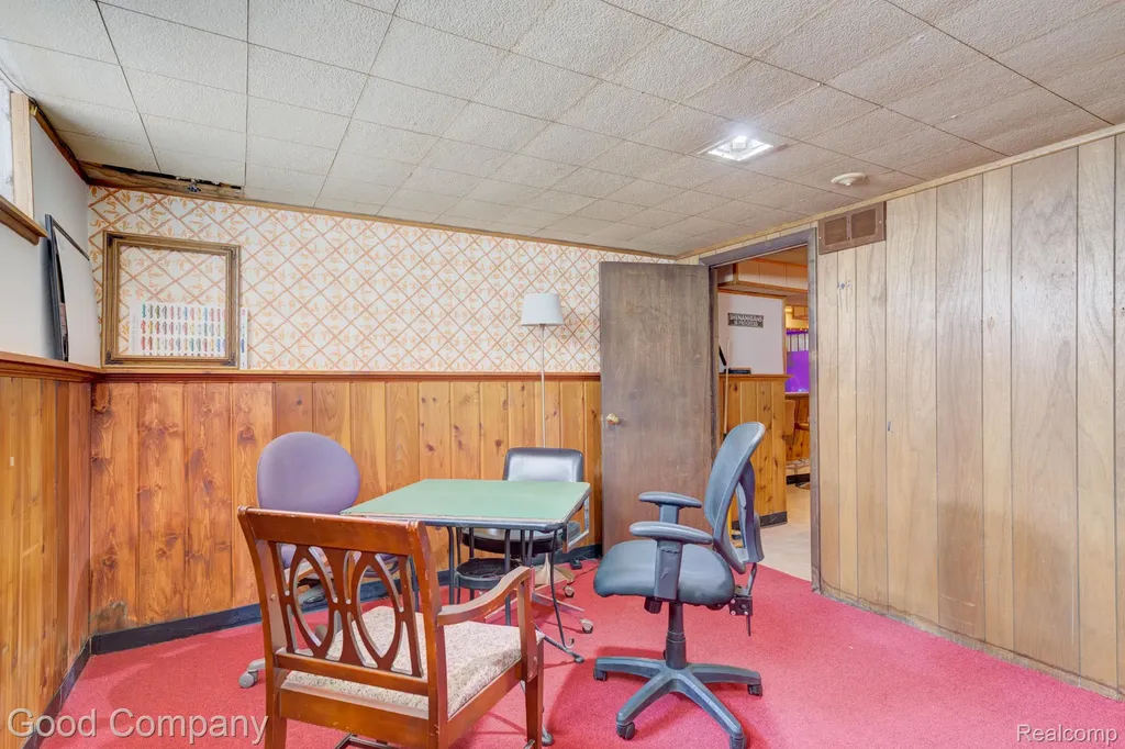 24310 Manistee Street Oak Park City MI 48237