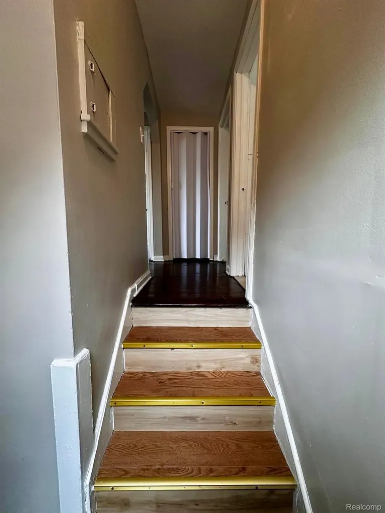 20014 Hull Street Highland Park City MI 48203