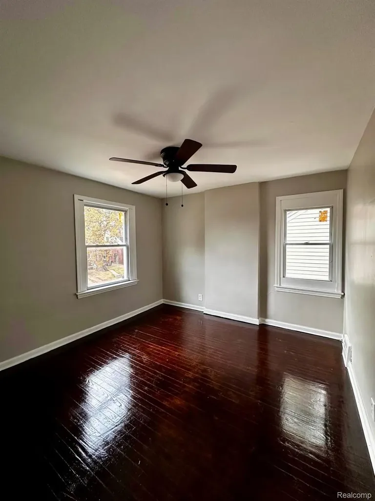 20014 Hull Street Highland Park City MI 48203