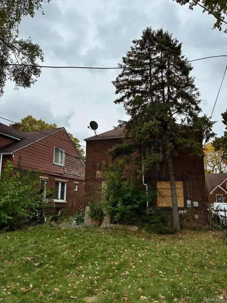 20014 Hull Street Highland Park City MI 48203