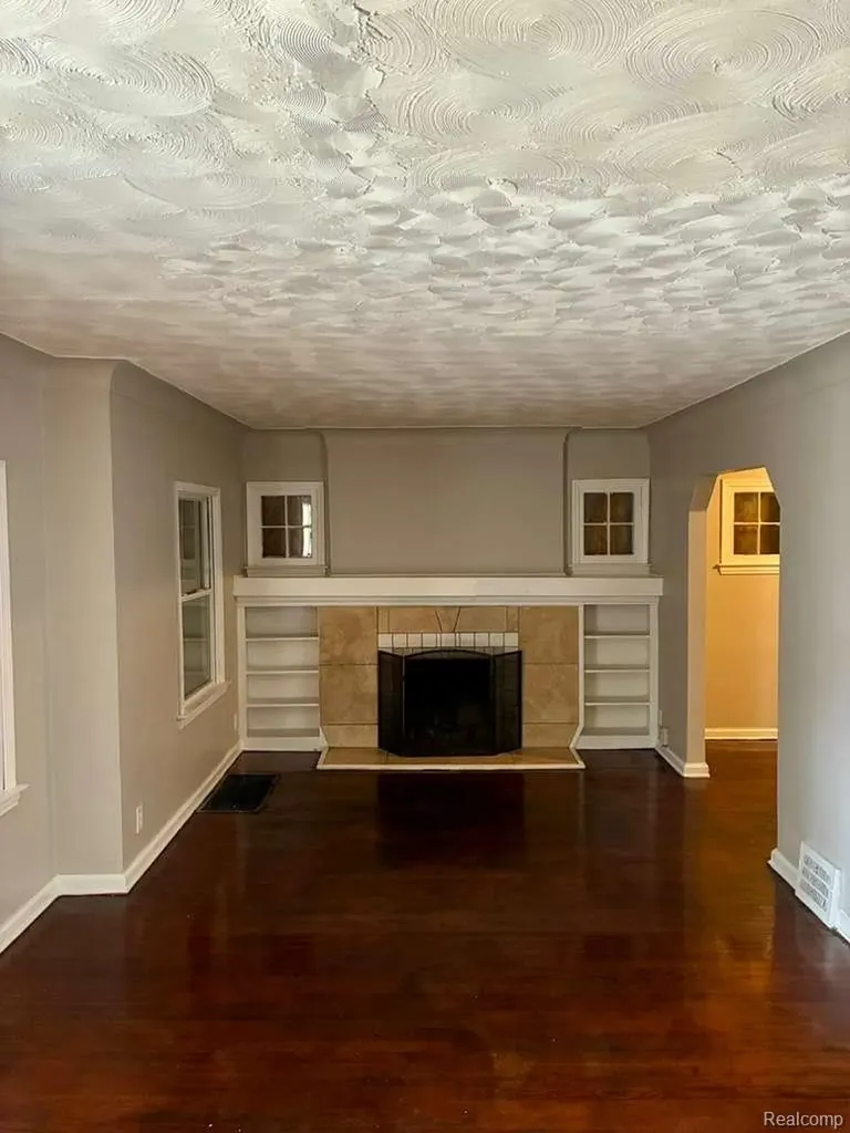 20014 Hull Street Highland Park City MI 48203