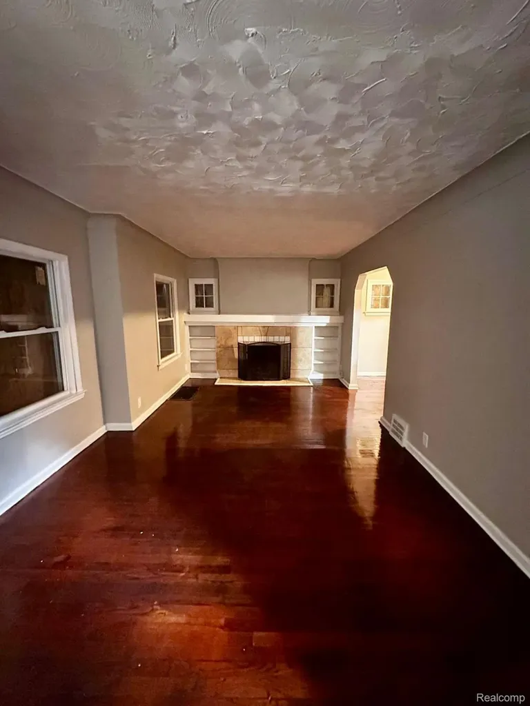 20014 Hull Street Highland Park City MI 48203