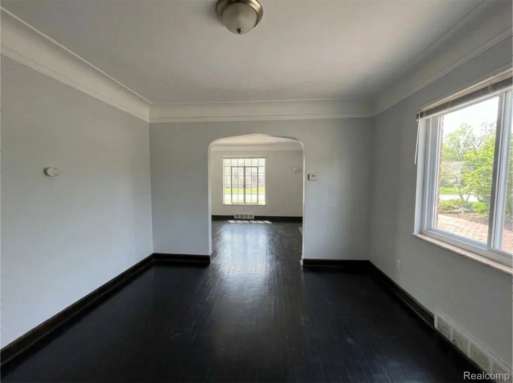 17335 Birwood Street Detroit City MI 48221