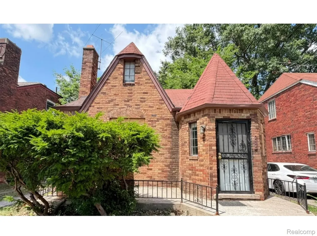 17335 Birwood Street Detroit City MI 48221