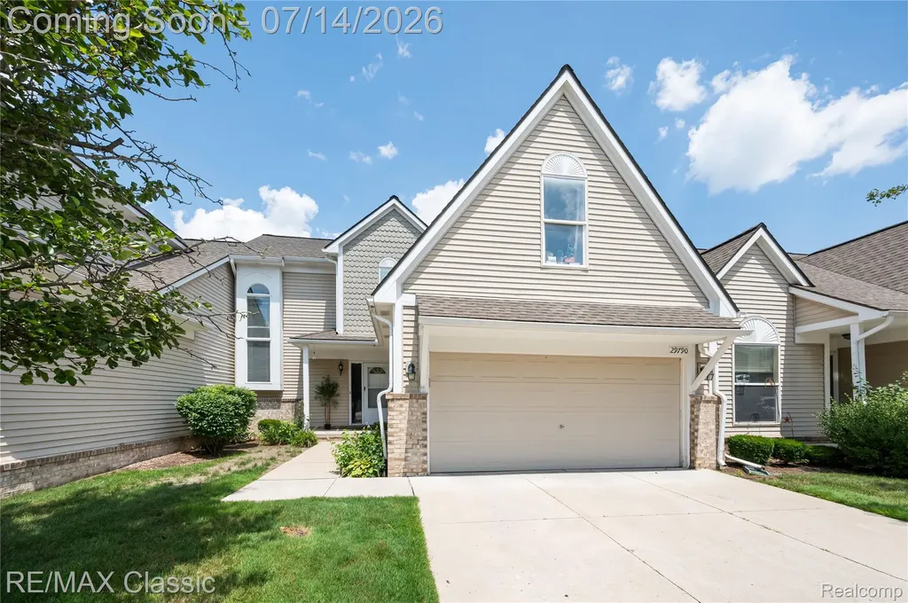 29790 Palmer Court Farmington Hills City MI 48336