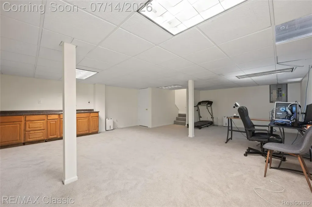 29790 Palmer Court Farmington Hills City MI 48336