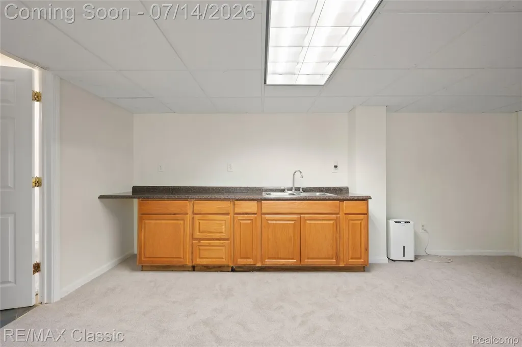 29790 Palmer Court Farmington Hills City MI 48336