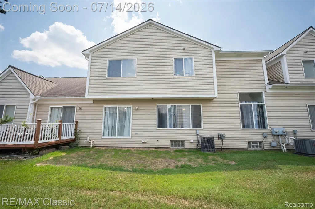 29790 Palmer Court Farmington Hills City MI 48336