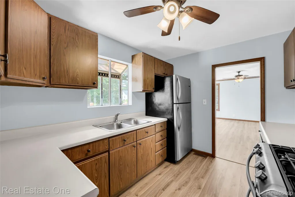 6710 Griswold Road Kimball Township MI 48074