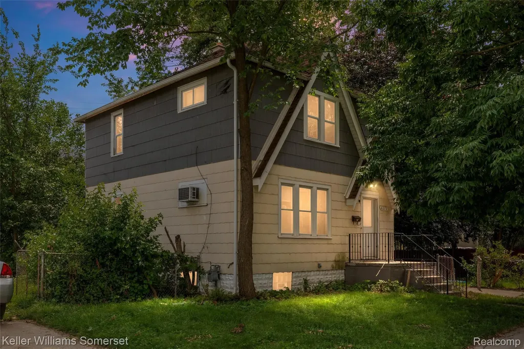 4275 8th Street Ecorse City MI 48229