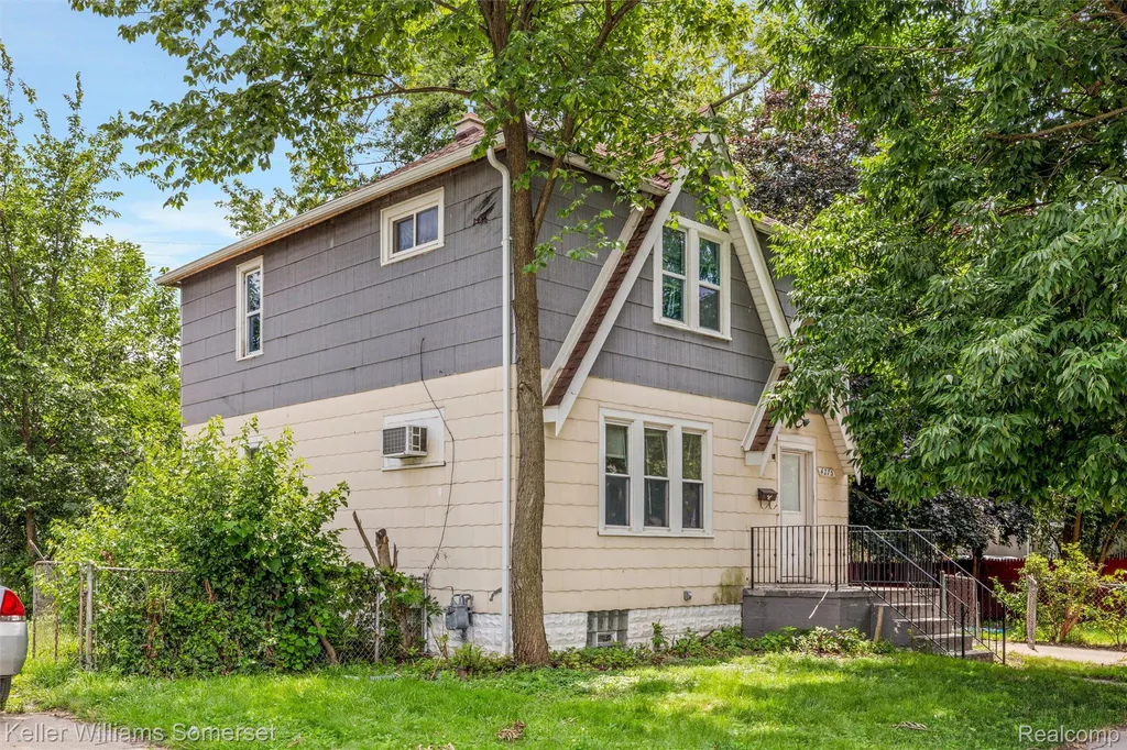 4275 8th Street Ecorse City MI 48229