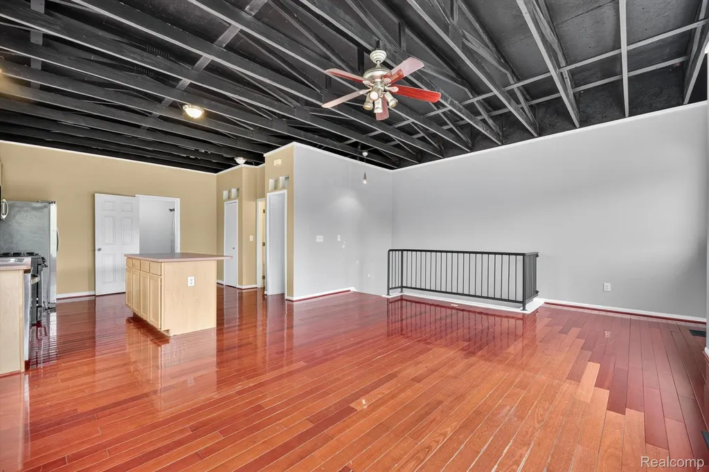 22 Pallister Street Detroit City MI 48202