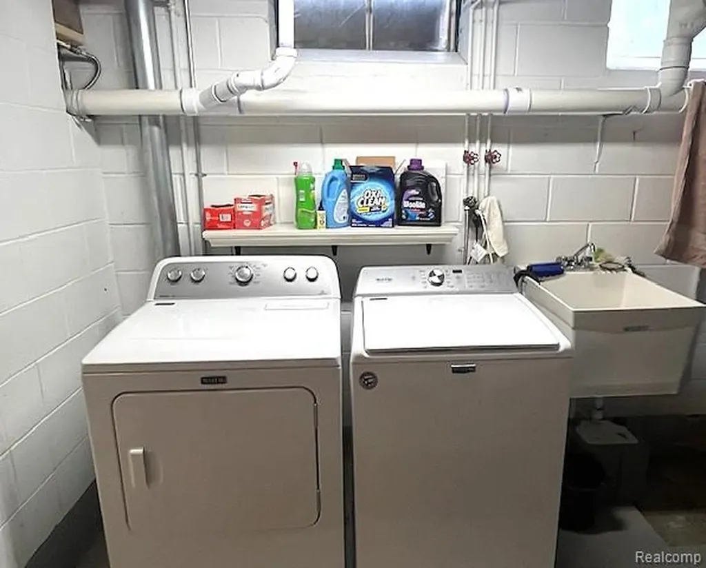 20285 29 Mile Road Ray Township MI 48096