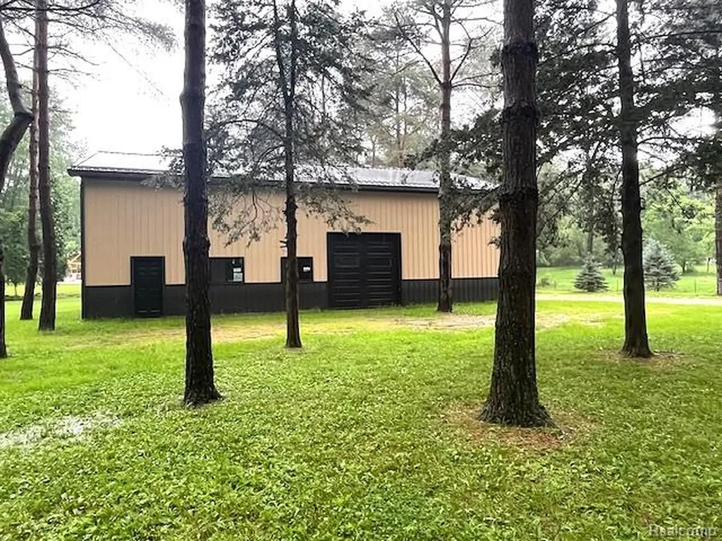20285 29 Mile Road Ray Township MI 48096