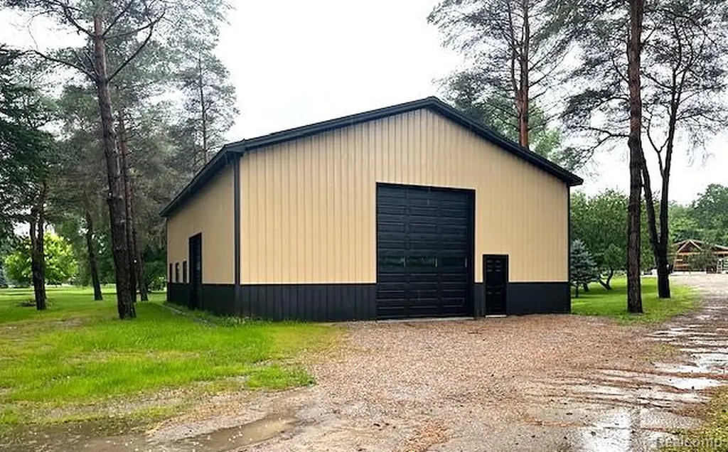 20285 29 Mile Road Ray Township MI 48096