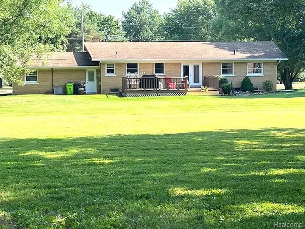20285 29 Mile Road Ray Township MI 48096