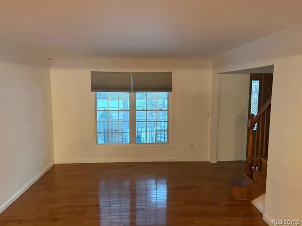1614 Caliper Drive Troy City MI 48084
