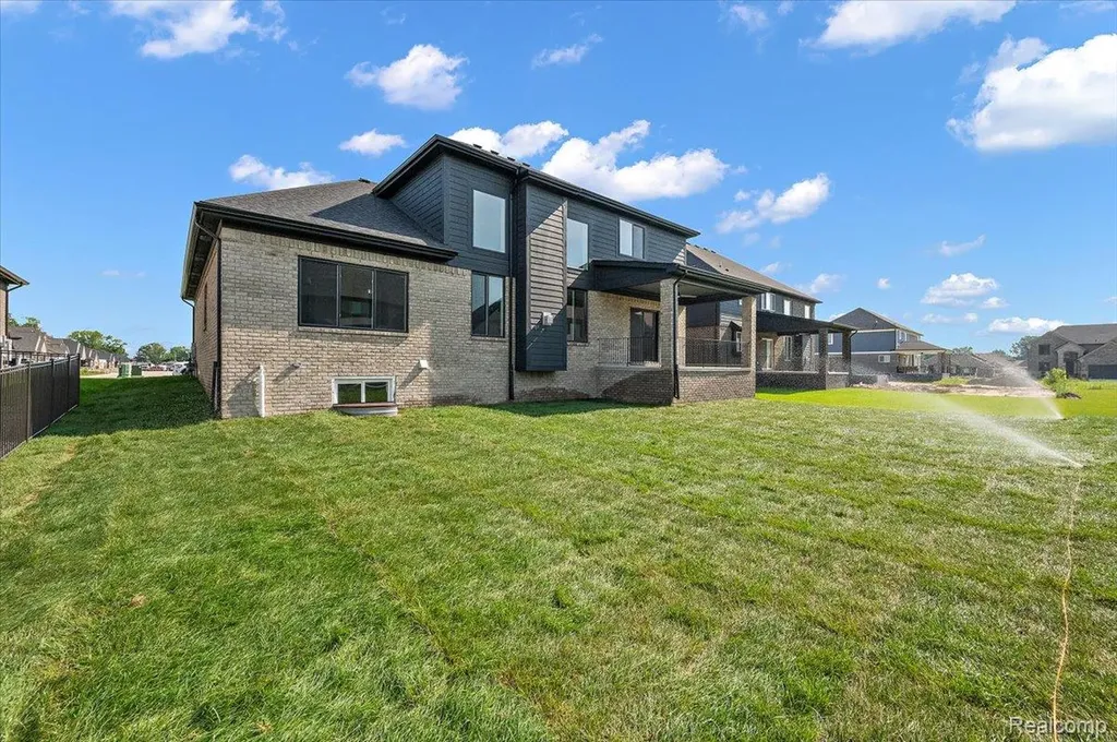 24462 Sawgrass Drive Macomb Township MI 48042