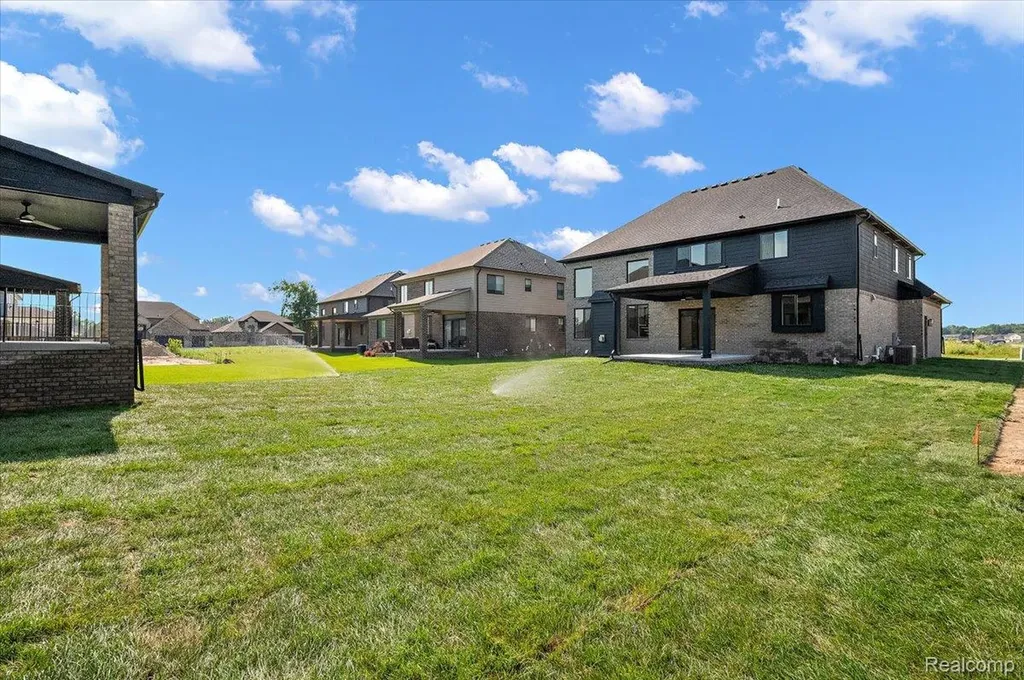 24462 Sawgrass Drive Macomb Township MI 48042