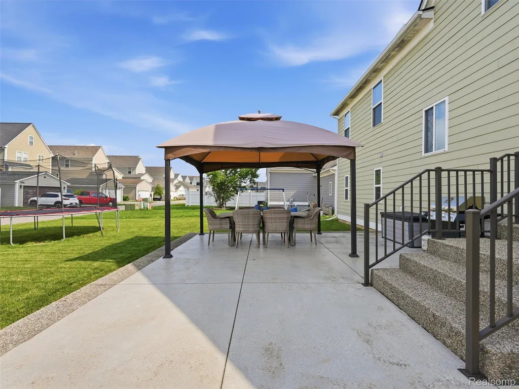 59119 E Brockton Street New Haven Village MI 48048