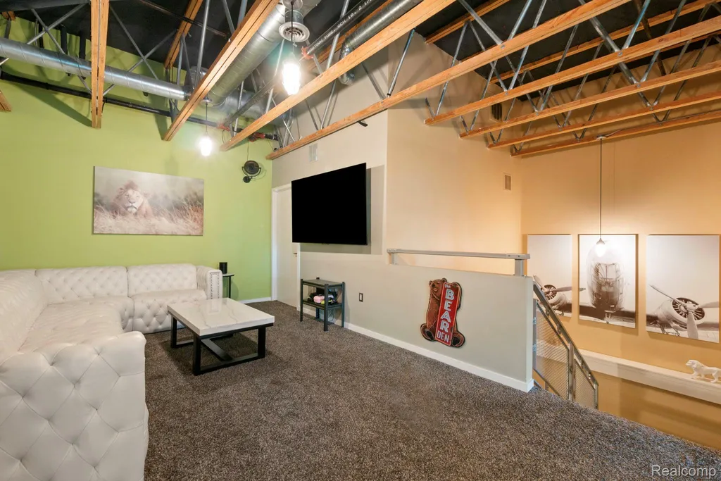 614 S Troy Street Royal Oak City MI 48067