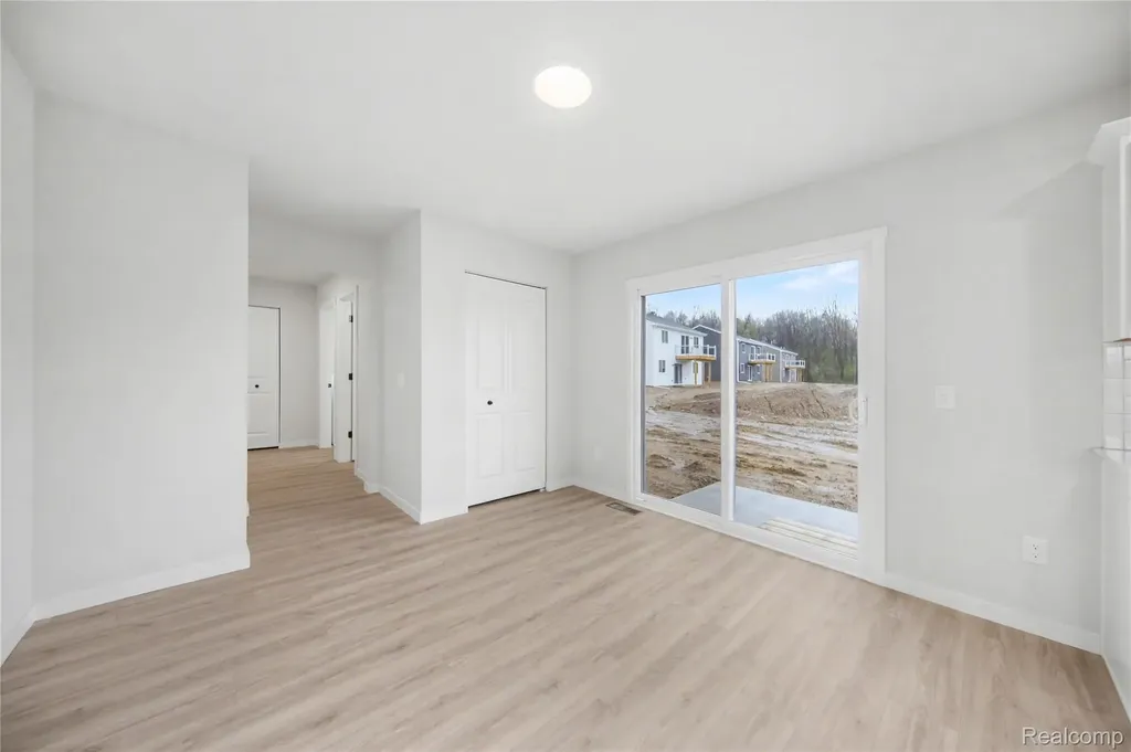 221 Wildflower Drive Hillsdale City MI 49242