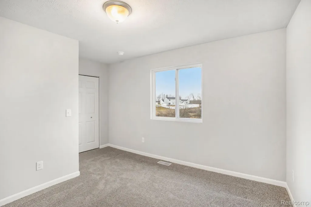 221 Wildflower Drive Hillsdale City MI 49242