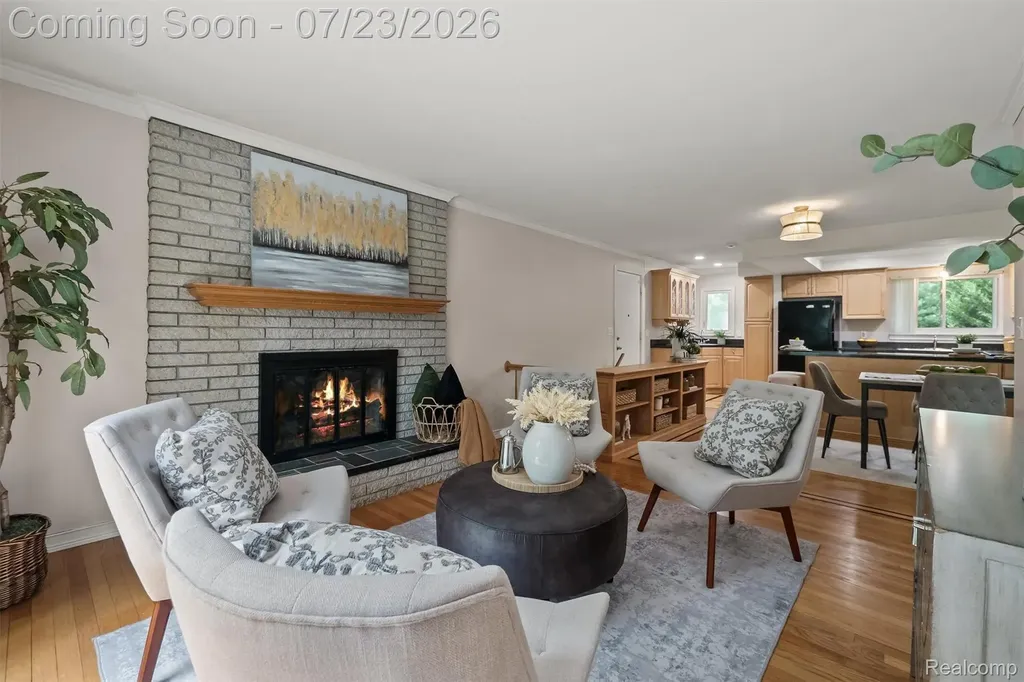 656 Lynndale Court Rochester Hills City MI 48309