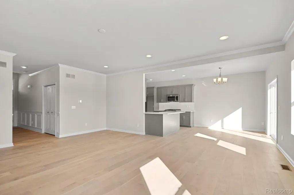 9046 Rhyan Road White Lake Charter Township MI 48386