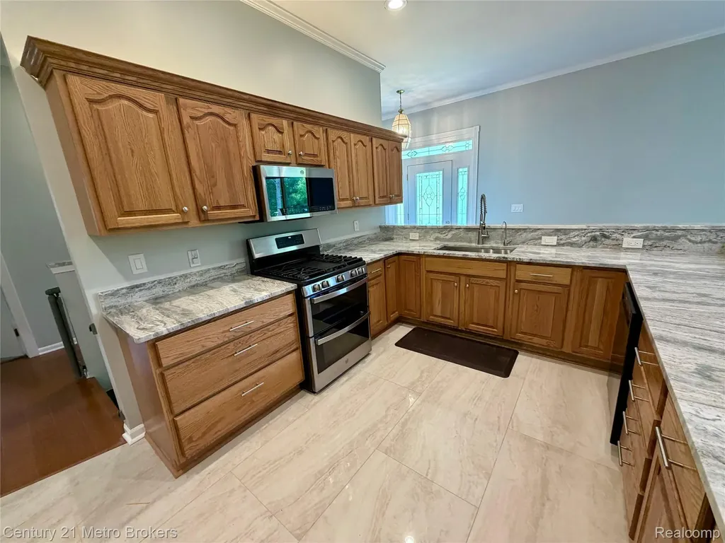 5484 Wakefield Road Grand Blanc Charter Township MI 48439